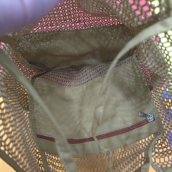 Mesh Beach Bag Tote with 8 Pockets - Large Pool Bag & Sand-Free Toy Organizer - - Picture 2 of 11